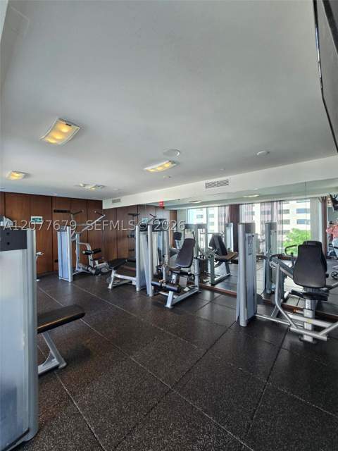 325 S Biscayne Blvd 3115, Miami FL - photo 21 of 38