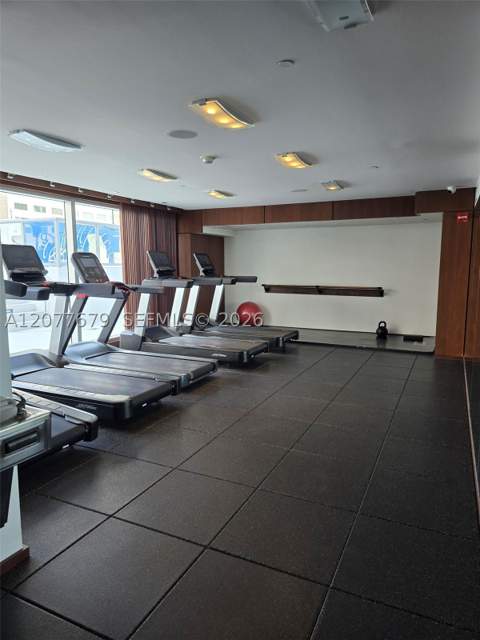 325 S Biscayne Blvd 3115, Miami FL - photo 23 of 38