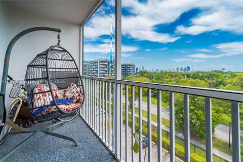 16950 W Dixie Hwy A626, North Miami Beach FL - photo 13 of 20