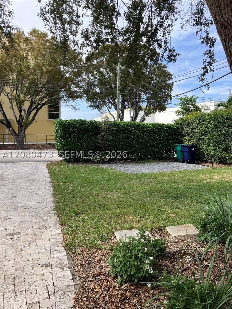 3 bedroom SingleFamilyResidence at 5495 SW 68th Ave, Estonia Sub, Miami — photo 3