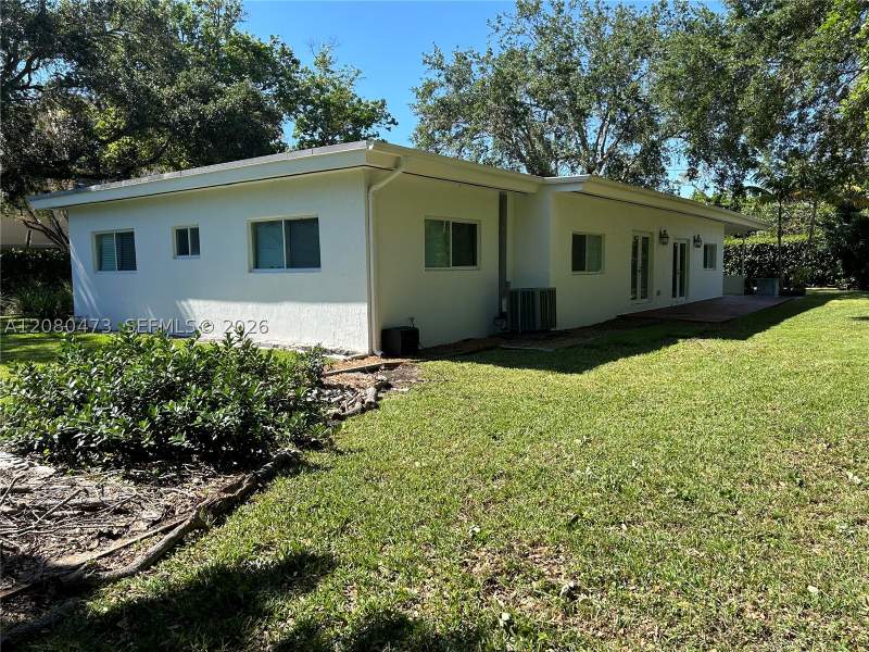 3 bedroom SingleFamilyResidence at 5495 SW 68th Ave, Estonia Sub, Miami — photo 5