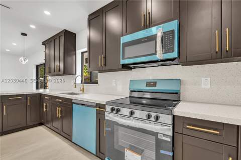 6235 SW 24th St, Miami FL - photo 12 of 33