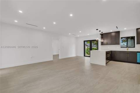 6235 SW 24th St, Miami FL - photo 6 of 33