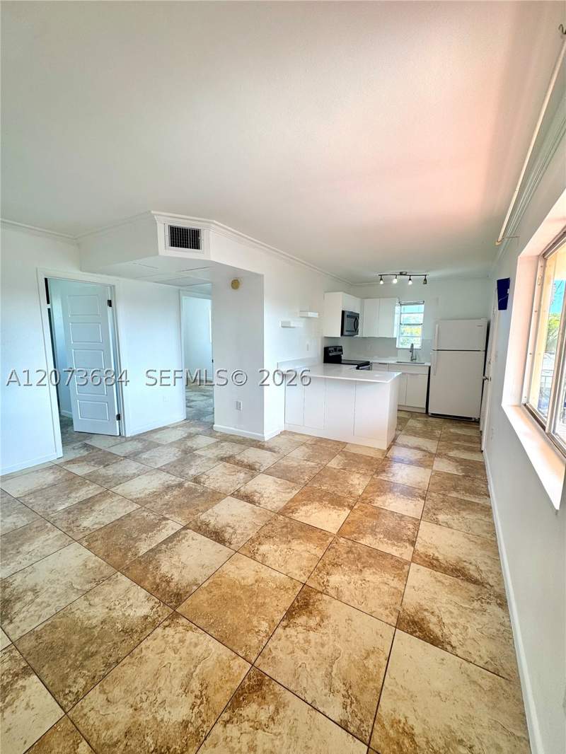 2 bedroom Condominium at 1020 SW 7 th 9, Havana Sun Condo, Miami — photo 4