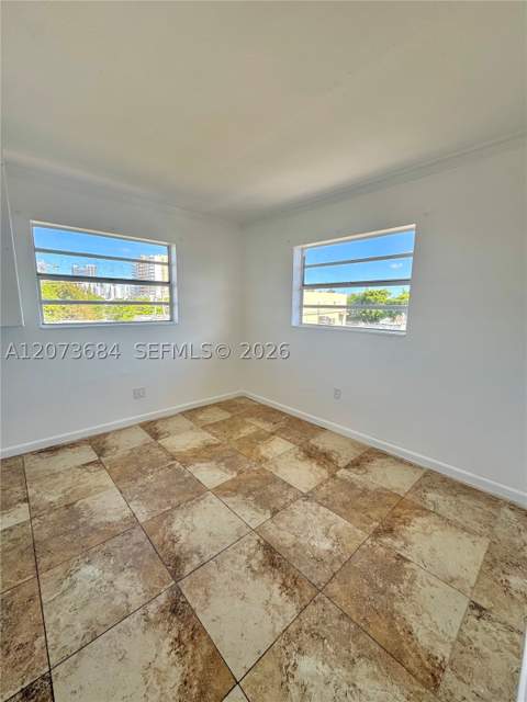1020 SW 7 th 9, Miami FL - photo 7 of 13