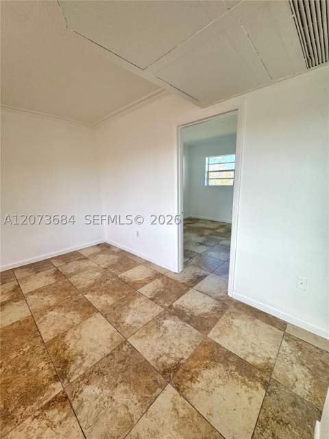 1020 SW 7 th 9, Miami FL - photo 9 of 13