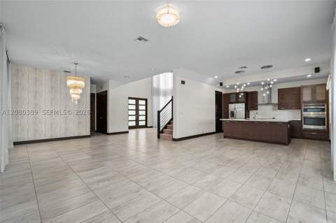 15742 NW 88th Ave, Miami Lakes FL - photo 11 of 55