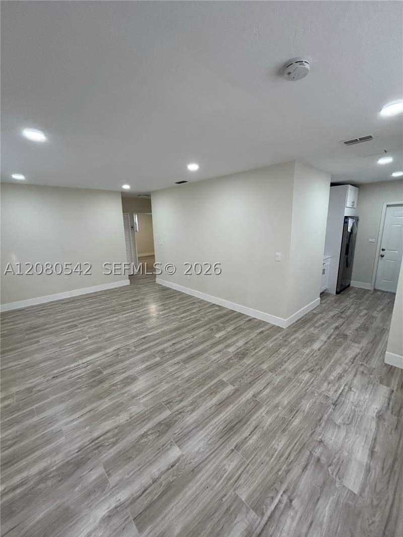 3 bedroom SingleFamilyResidence at 11545 NW 17th Ave, Sherna Park, Miami — photo 5