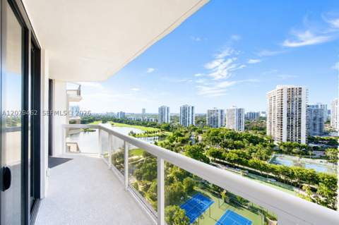 20185 E Country Club Dr 1801, Aventura FL - photo 18 of 39