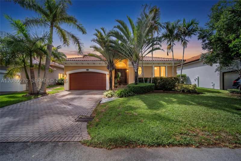 4 bedroom SingleFamilyResidence at 7548 SW 189th St, Cutler Cay, Cutler Bay — photo 1