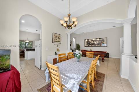 7548 SW 189th St, Cutler Bay FL - photo 12 of 72