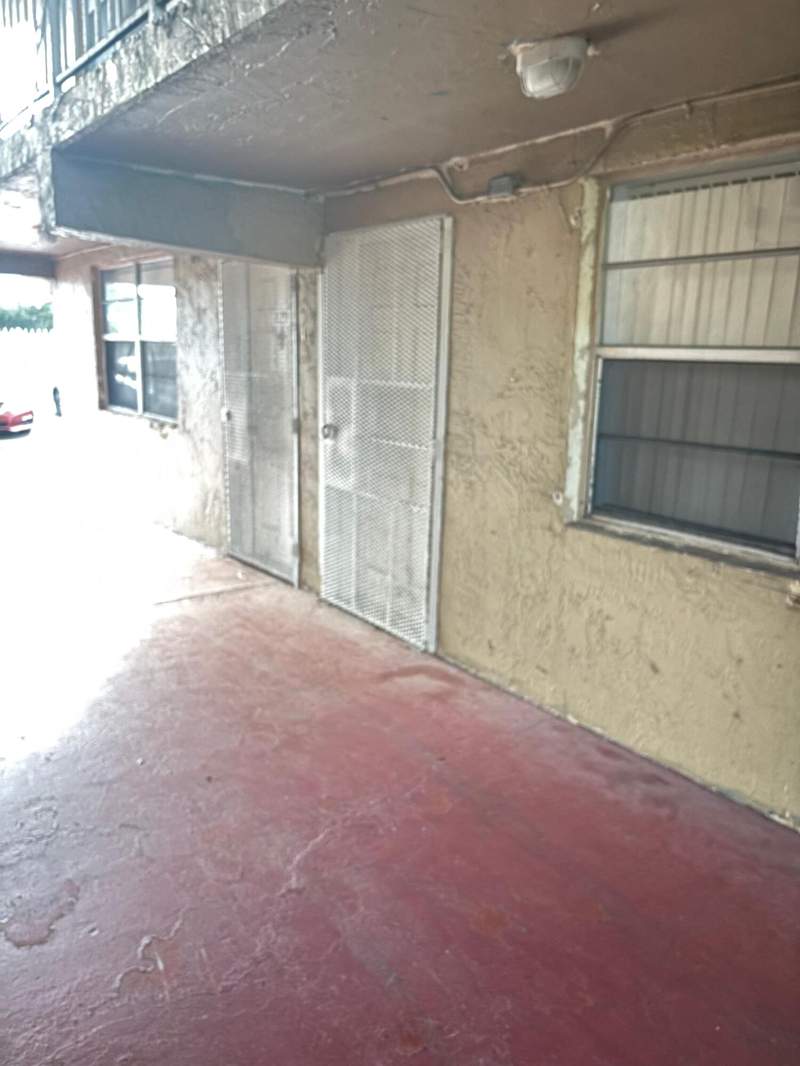 3 bedroom Condominium at 301 NW 177th Street 128, New World Condo Apts II, Miami Gardens — photo 2