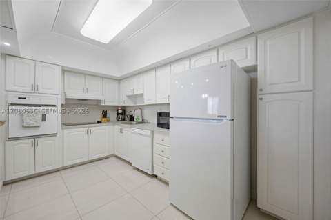 19370 Collins Ave 1426, Sunny Isles Beach FL - photo 7 of 27