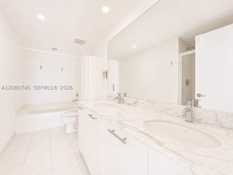 951 Brickell Ave 2407, Miami FL - photo 8 of 26