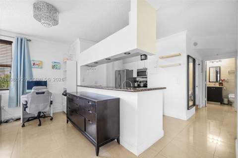 17150 N Bay Rd 2516, Sunny Isles Beach FL - photo 7 of 40