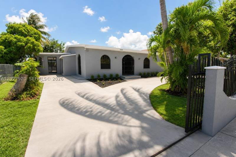 4 bedroom SingleFamilyResidence at 14494 SW 299th Ter, Gem Homes No Three, Homestead — photo 2
