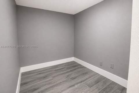14494 SW 299th Ter, Homestead FL - photo 23 of 33