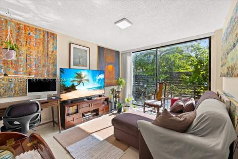 7100 SW 112th Ave, Miami FL - photo 11 of 41