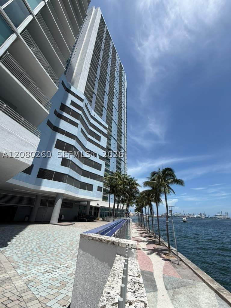 2 bedroom Condominium at 335 S Biscayne Blvd 3901, One Miami East Condo, Miami — photo 2