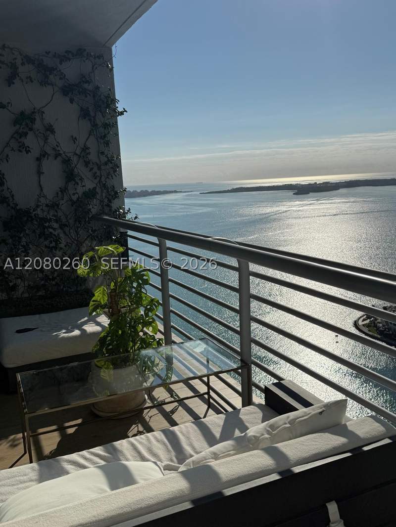 2 bedroom Condominium at 335 S Biscayne Blvd 3901, One Miami East Condo, Miami — photo 3