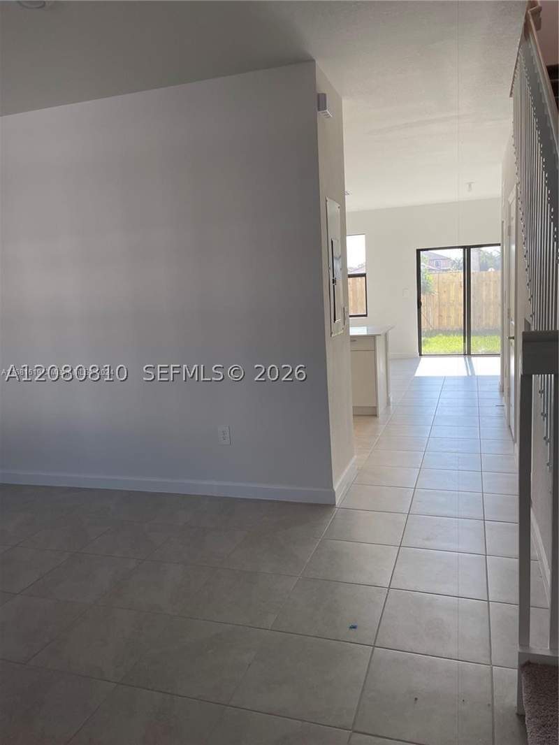3 bedroom Townhouse at 11872 SW 247th Ter, Silver Palm Residential H, Homestead — photo 2