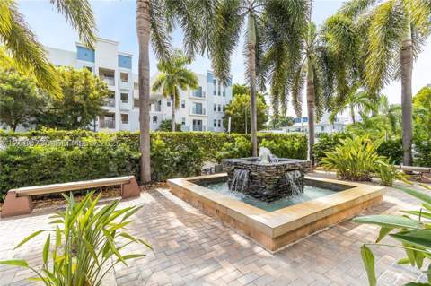 1045 10th St 402, Miami Beach FL - photo 20 of 25