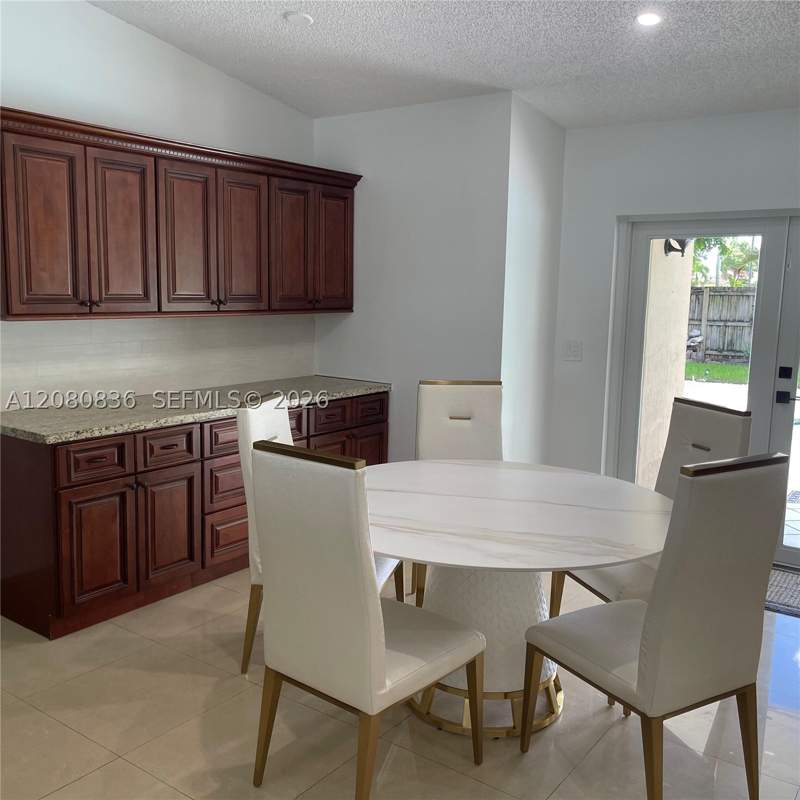4 bedroom SingleFamilyResidence at 14700 SW 151st Ter, River Bend Sec 4, Miami — photo 4