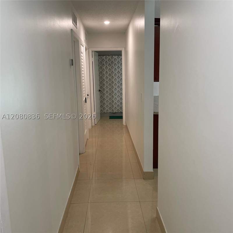 4 bedroom SingleFamilyResidence at 14700 SW 151st Ter, River Bend Sec 4, Miami — photo 5