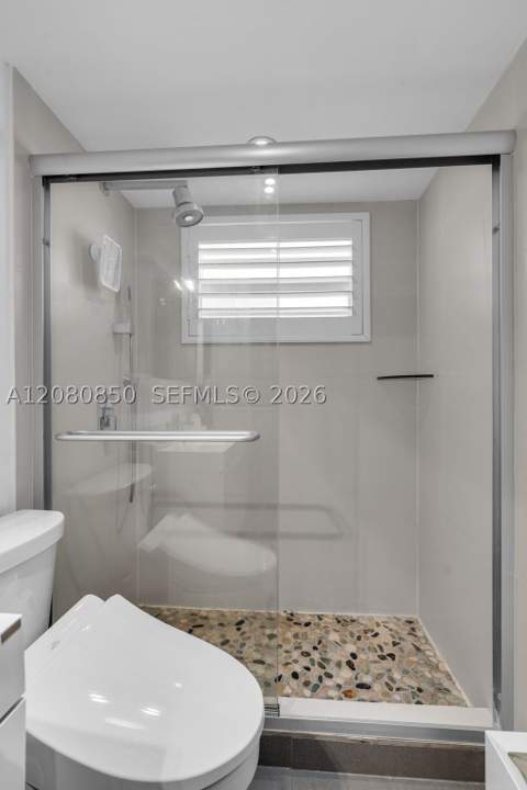 730 Pennsylvania Ave 705, Miami Beach FL - photo 12 of 26