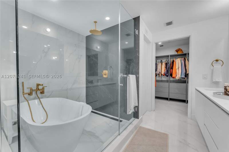3 bedroom Condominium at 700 NE 24th Street 1405, Aria Reserve, Miami — photo 3
