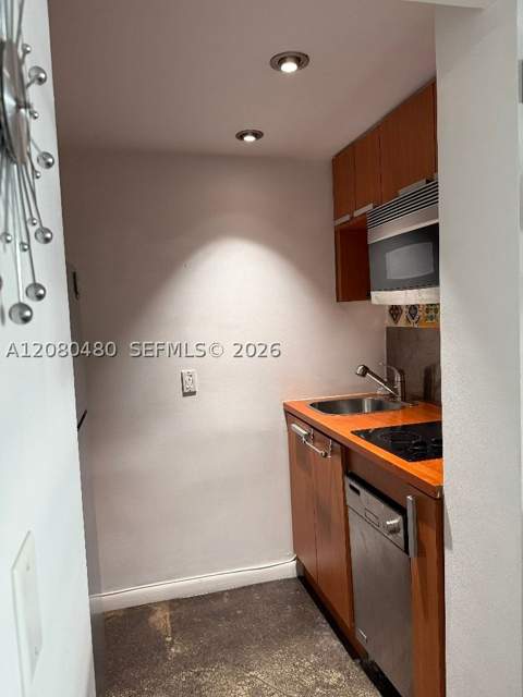 800 West Ave 342, Miami Beach FL - photo 6 of 27