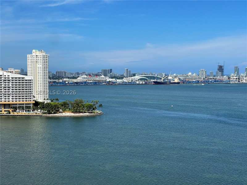 2 bedroom Condominium at 1300 Brickell Bay Dr 2010, Brickellhouse Condo, Miami — photo 1