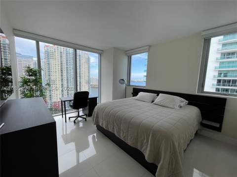 1300 Brickell Bay Dr 2010, Miami FL - photo 14 of 25