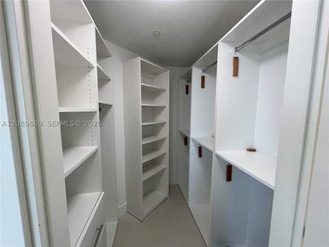 1300 Brickell Bay Dr 2010, Miami FL - photo 19 of 25