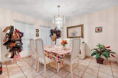 8554 SW 163rd Pl, Miami FL - photo 11 of 29