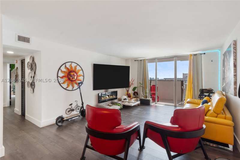 2 bedroom Condominium at 2780 NE 183rd St 2114, Commodore Plaza Condo, Aventura — photo 1