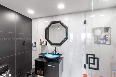2780 NE 183rd St 2114, Aventura FL - photo 11 of 20