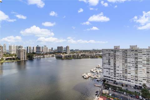 2780 NE 183rd St 2114, Aventura FL - photo 17 of 20