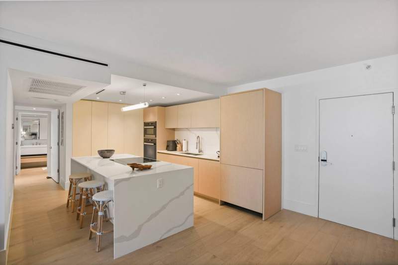 2 bedroom Condominium at 2301 Collins Avenue 407, Roney Palace Condo, Miami Beach — photo 5