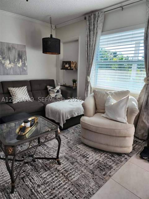15600 NE 6th Ave 27D, Miami FL - photo 9 of 12