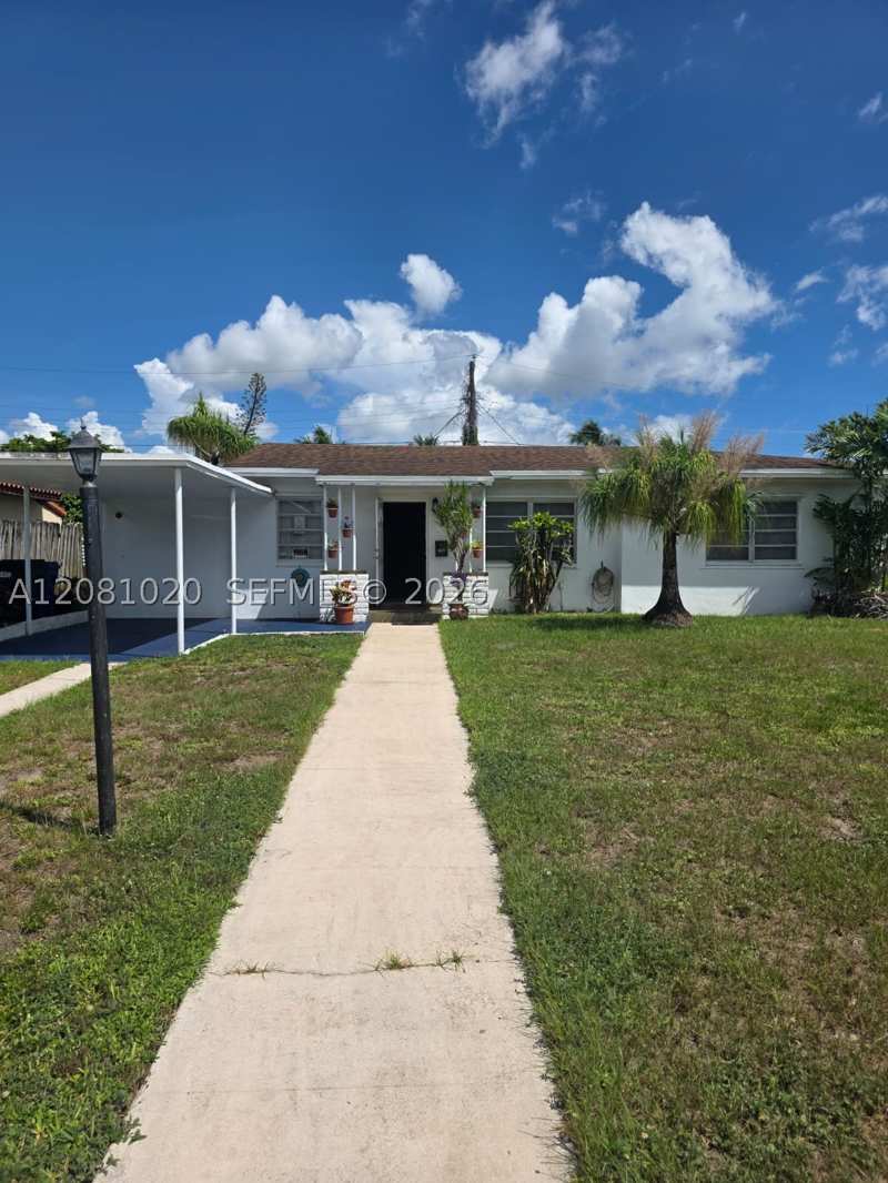2 bedroom SingleFamilyResidence at 921 NE 163rd St, Carl Byoir, North Miami Beach — photo 1