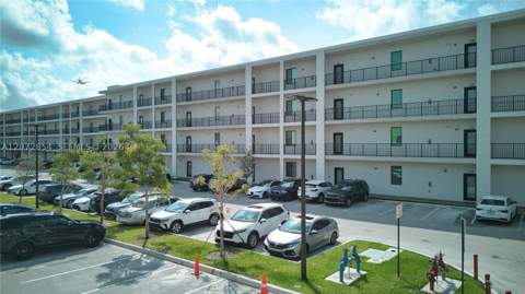 8167 NW 41st St E-410, Doral FL - photo 21 of 26
