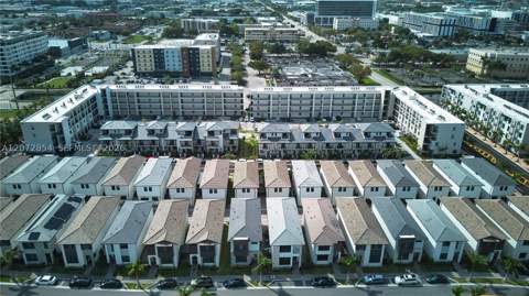 8167 NW 41st St E-410, Doral FL - photo 24 of 26