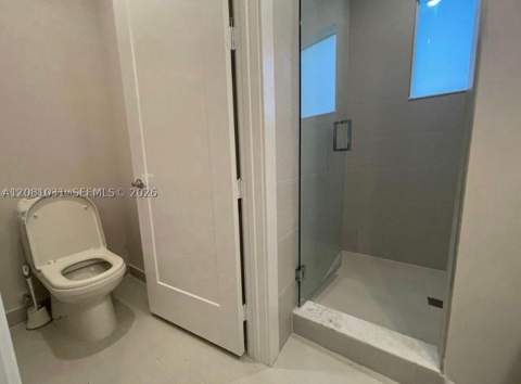 10229 NW 64th Ter 303, Doral FL - photo 12 of 23