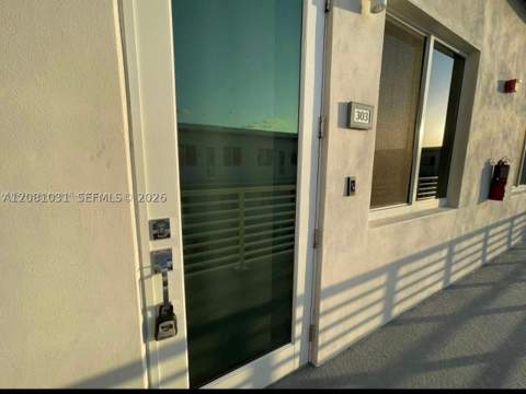 10229 NW 64th Ter 303, Doral FL - photo 18 of 23