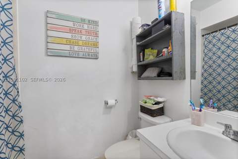 8210 NW 10th St 4, Miami FL - photo 10 of 27