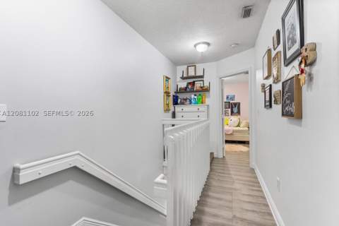8210 NW 10th St 4, Miami FL - photo 12 of 27