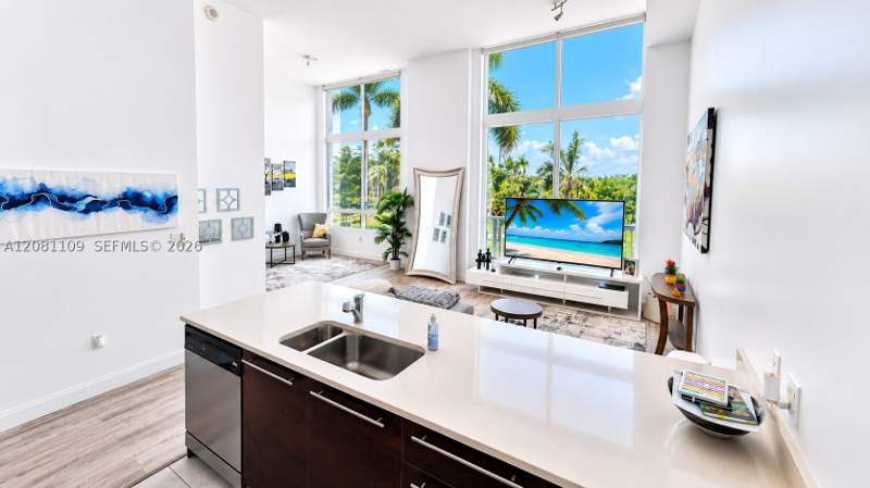 1 bedroom Condominium at 1900 N Bayshore Dr 504, Quantum On The Bay Condo, Miami — photo 3