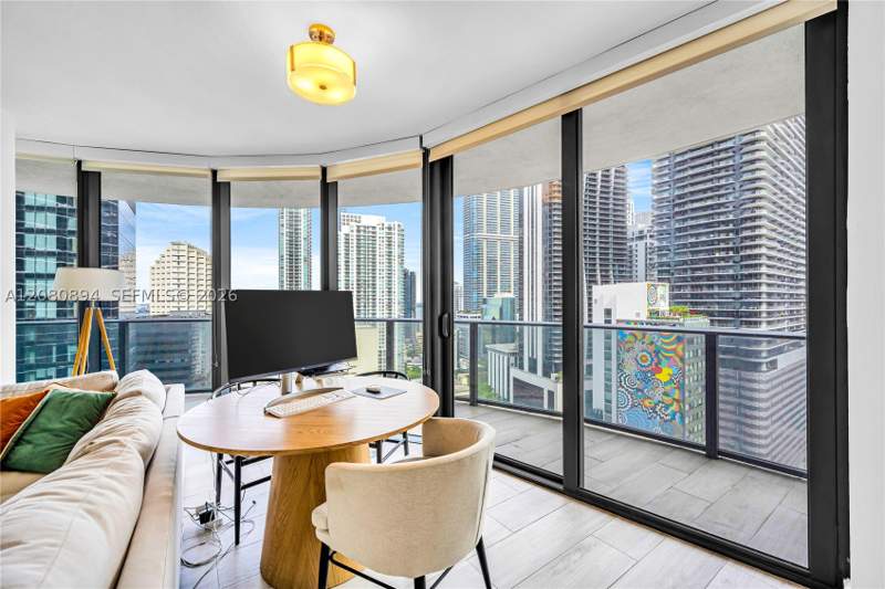 2 bedroom Condominium at 45 SW 9th St 2103, Brickell Heights East Con, Miami — photo 4