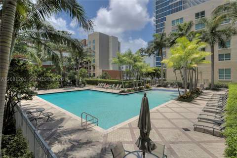 2000 N Bayshore Dr 1502, Miami FL - photo 24 of 40